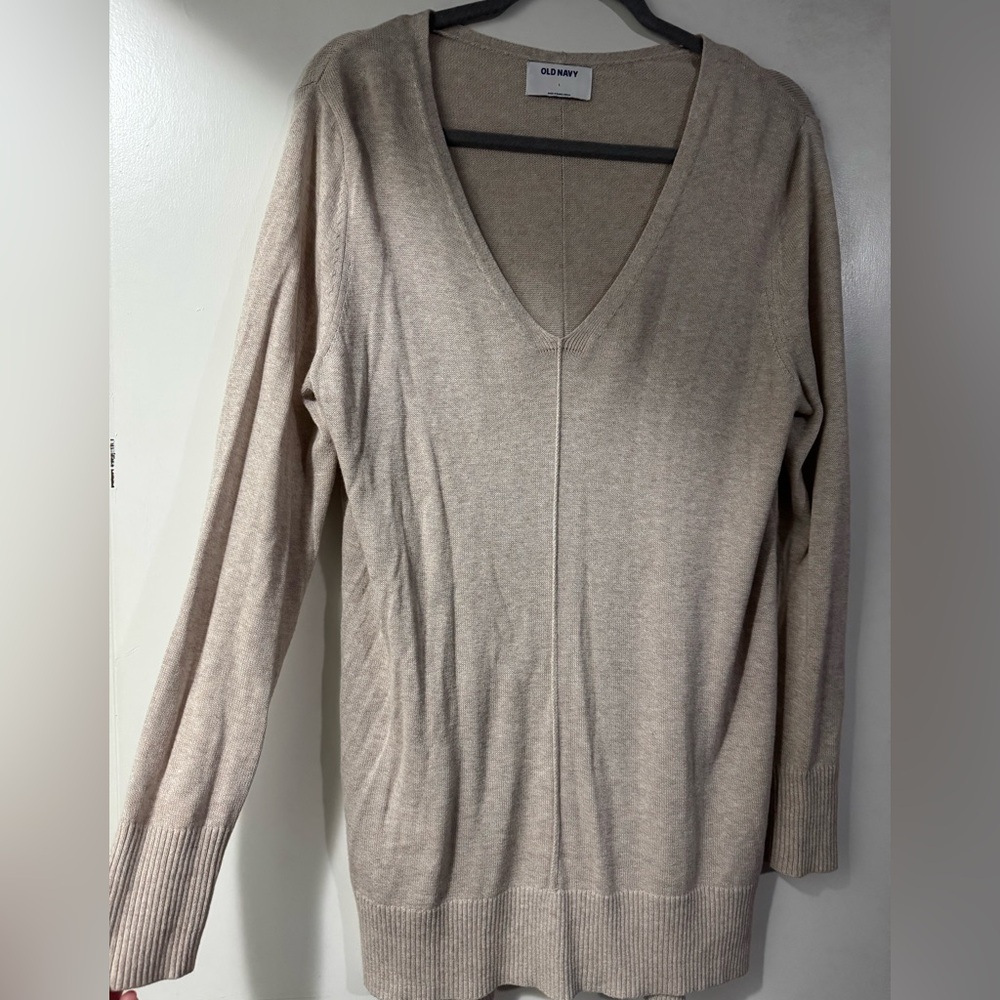 Old Navy V-Neck Sweater in Light Beige - Picture 2 of 3
